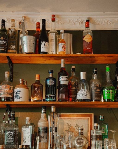 Le restaurant - Chez Lola - Restos Grau du Roi - bon restaurant LE GRAU-DU-ROI